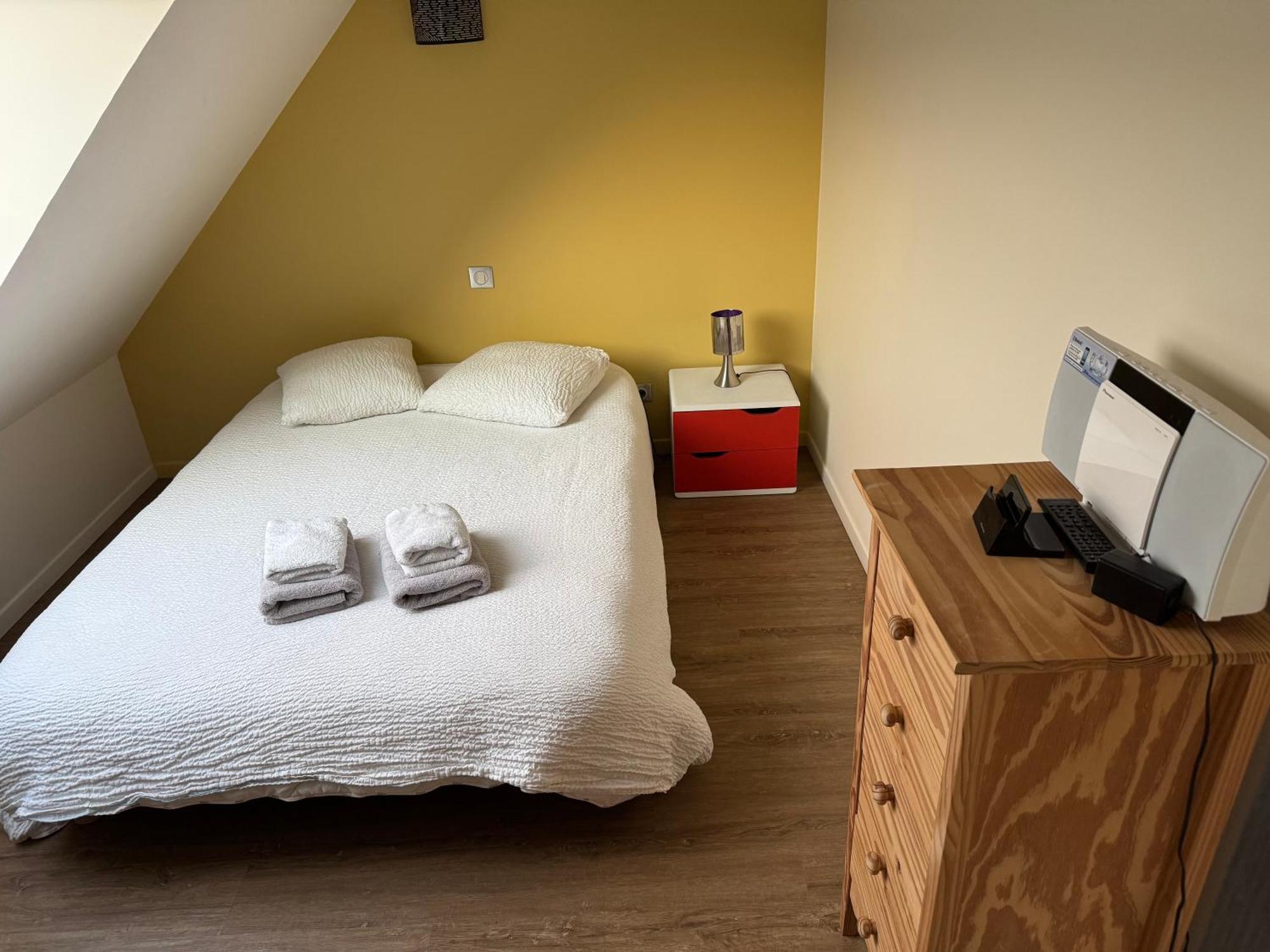 Le Relais De La Fontaine & Jacuzzi Villa Montcornet  Екстериор снимка